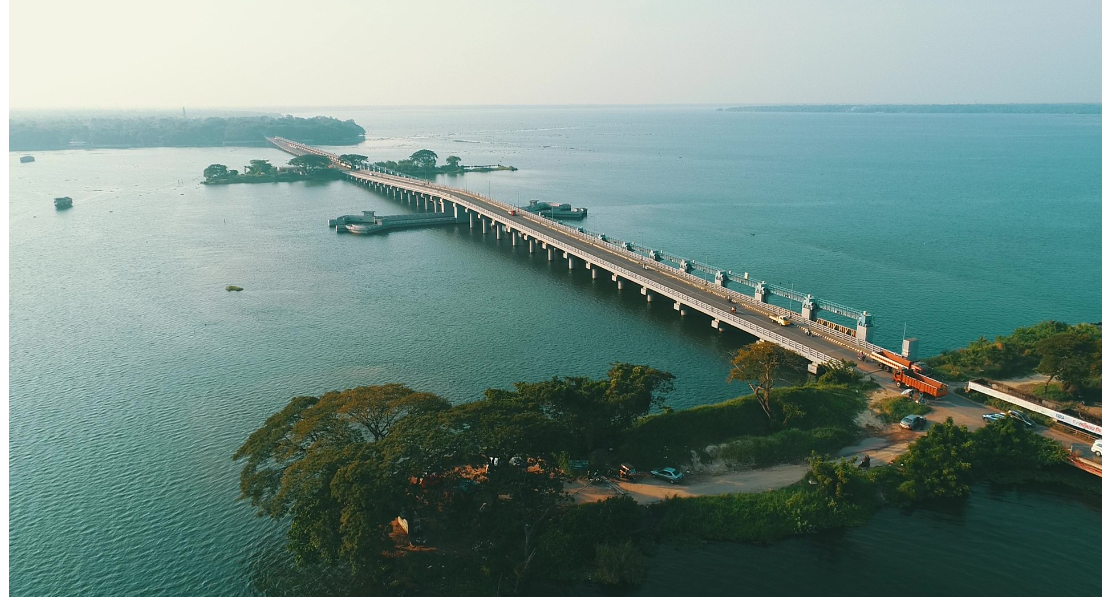 Thaneermukkam Bridge